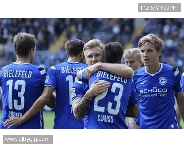 德甲激战柏林赫塔迎战强敌拜仁全力争胜展现球队实力